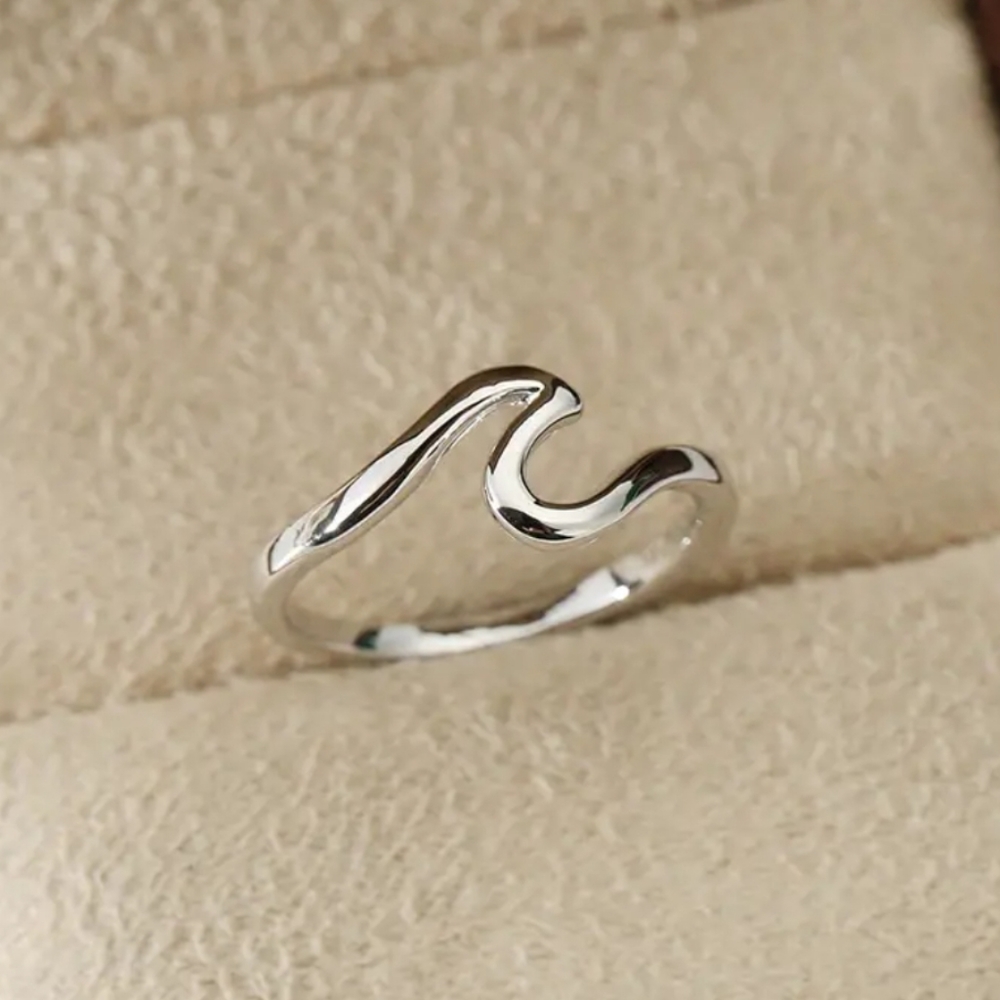 Silver Ocean Wave Ring NEW🌊 - Picture 3 of 4